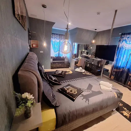 Hotel A